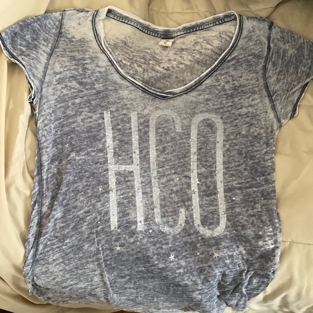 Hollister V neck